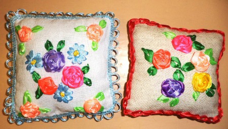 Перші роботи маленьких рукодільниць